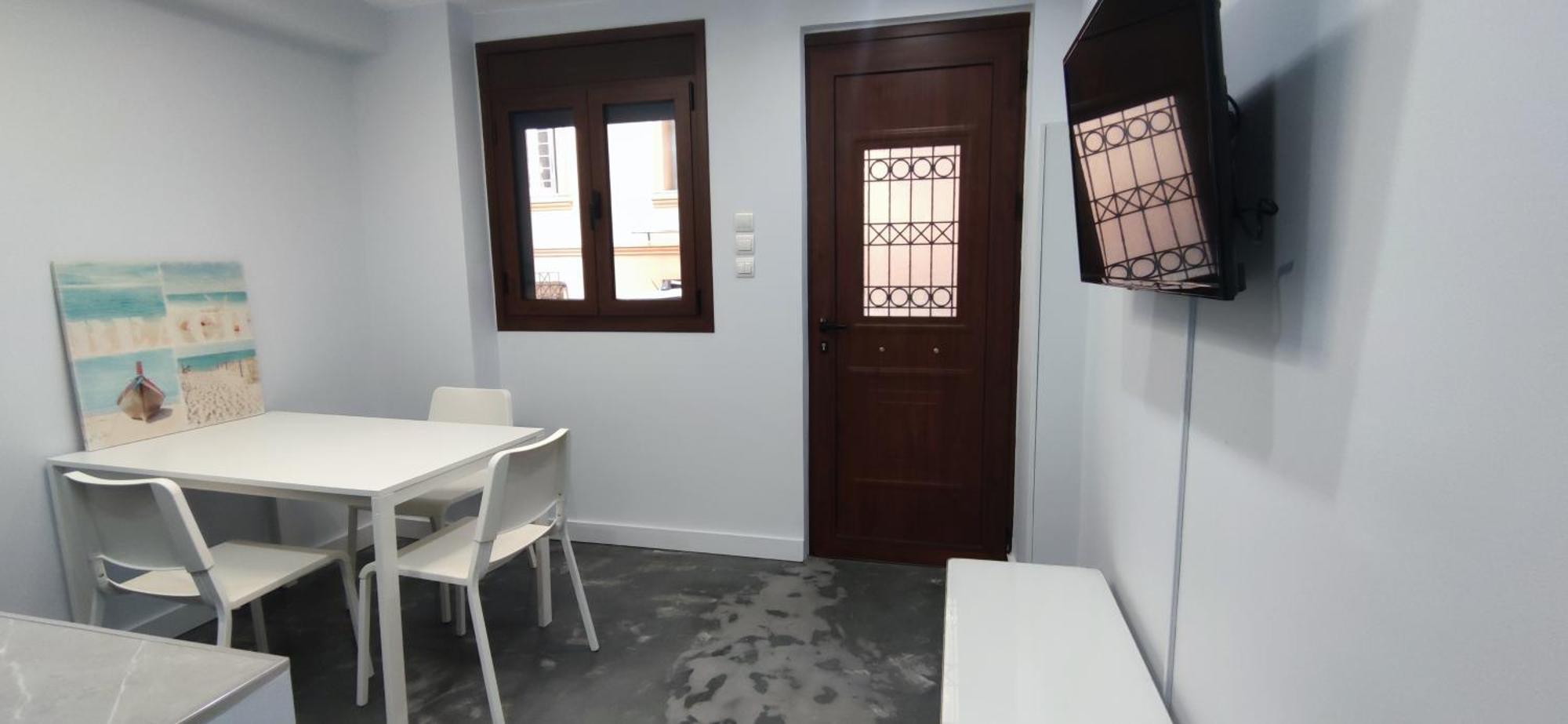 New Apartment With A Separate Entrance Near The Subway. Ateny Zewnętrze zdjęcie
