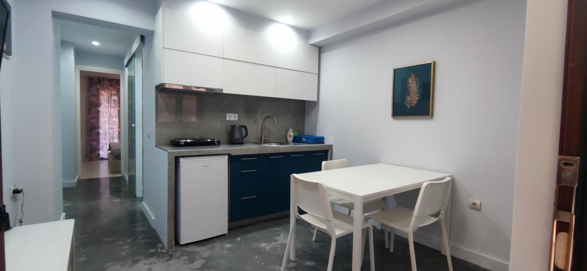 New Apartment With A Separate Entrance Near The Subway. Ateny Zewnętrze zdjęcie